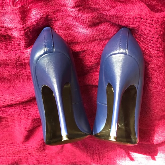 Steve Madden Genuine Leather Pointed Toe Heels - Picture 5 of 6